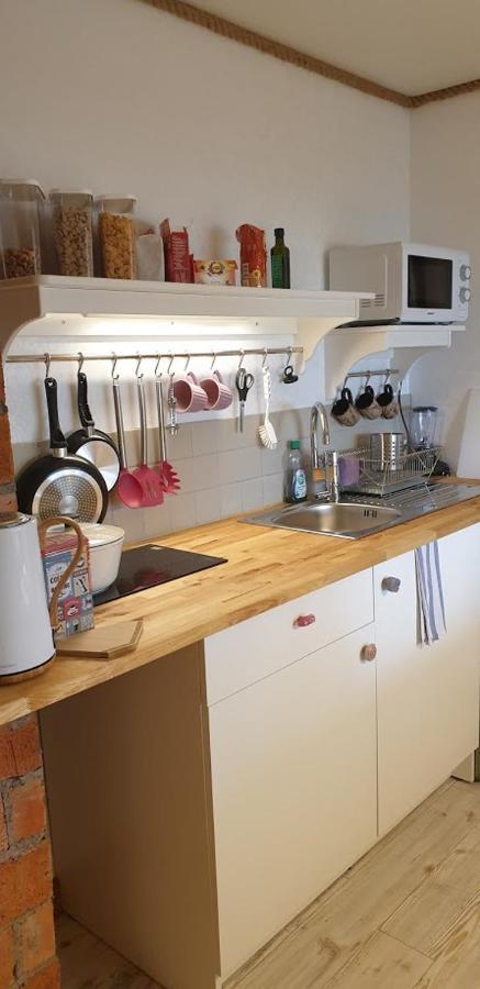 Woodstock B & B Studios Balsta Экстерьер фото